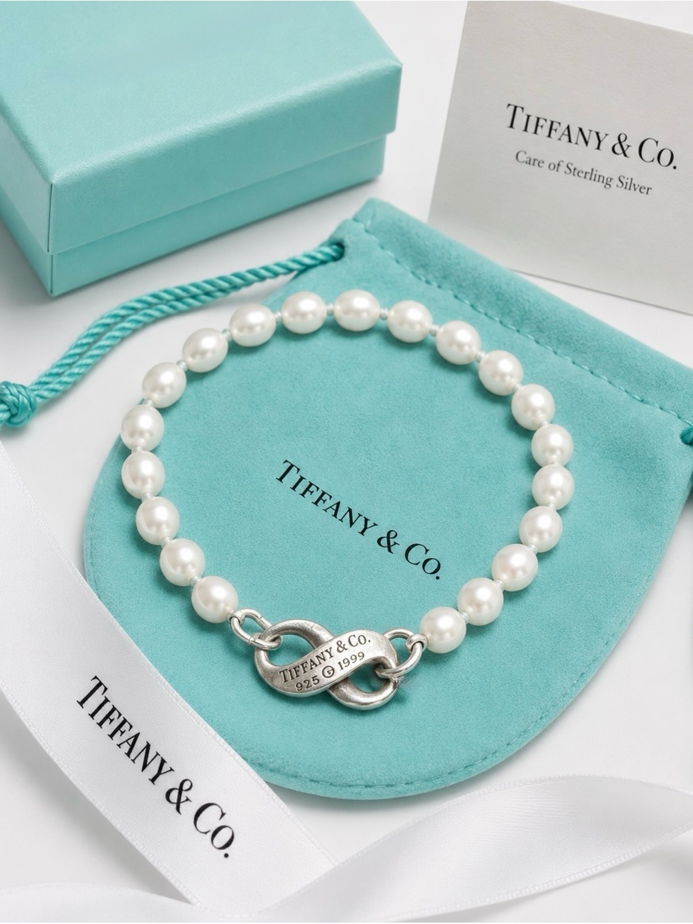 Vintage 1999 Tiffany & Co. Pearl Infinity Bracelet Sterling Silver 8”